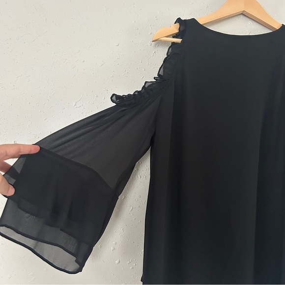 Express Classic Black Blouse Ruffle Cold Shoulder Formal Neutral Large - Picture 6 of 8